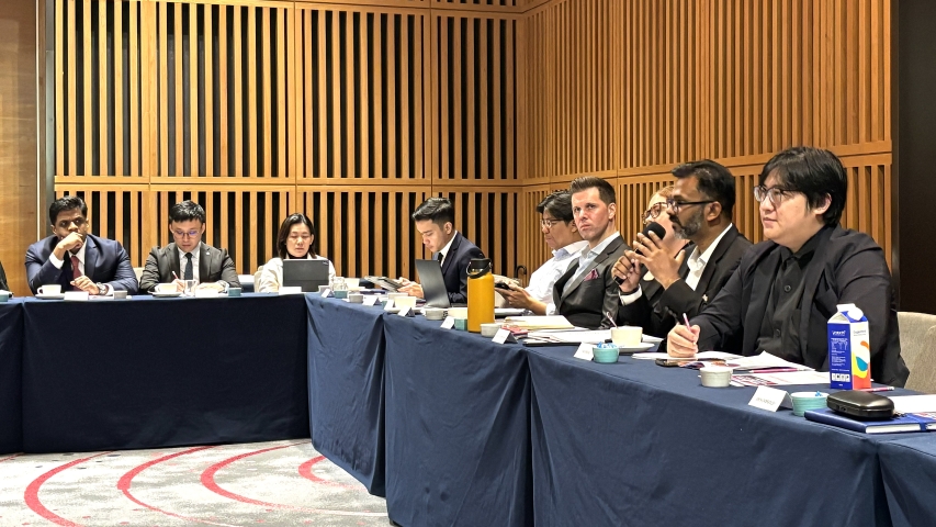 Thinking in Alternatives: Exploring New Approaches to Counter Terrorist Use of the Internet